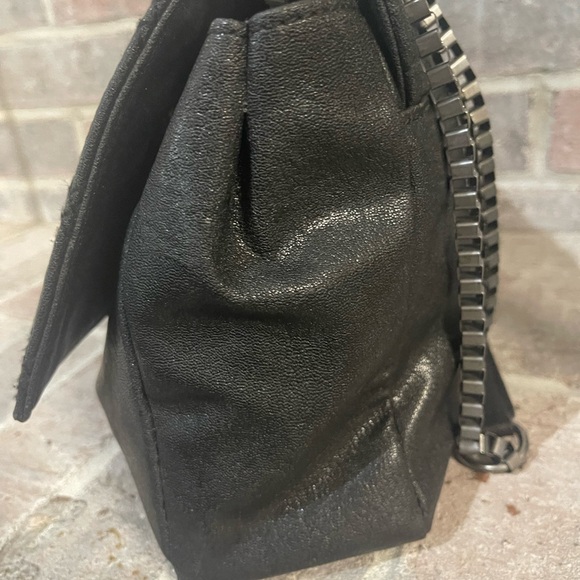 Simply Vera Vera Wang Elegant Black Diamond Pattern Shoulder Bag - Picture 11 of 12